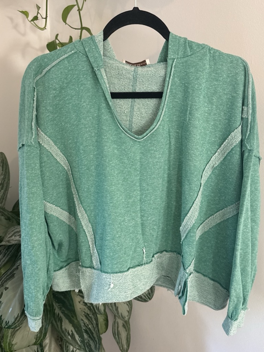 Zenana Lightweight Cropped Green Hooded Women's Pullover Top